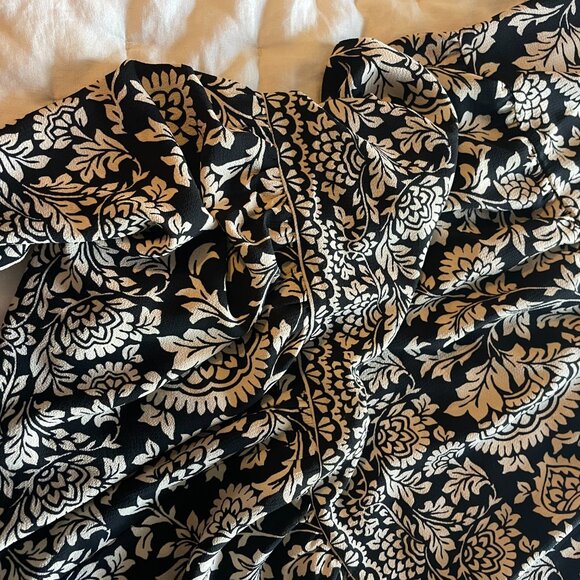 Maggy London Brooke Ruffle Neck Maxi Dress like new - Picture 3 of 6